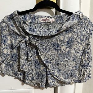 One 5 One skirt wrap floral mini short!